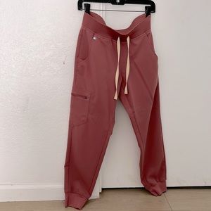 Figs women’s Zamora scrub jogger pants Mauve size petite small